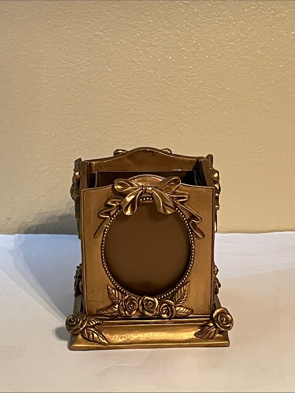 Vintage Teleflora gold hornet photo cube planter box